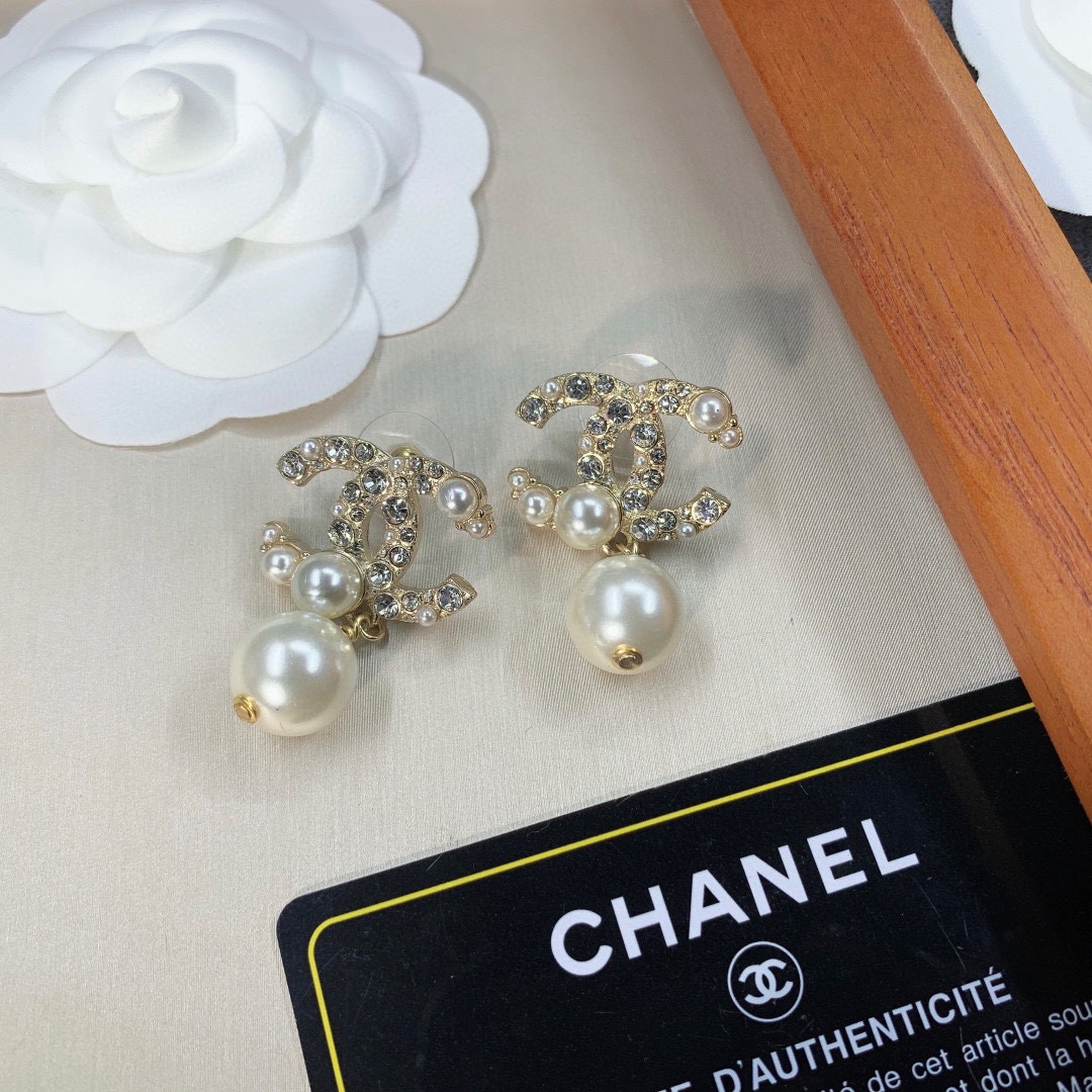 Chanel Earrings - Soul Replicas