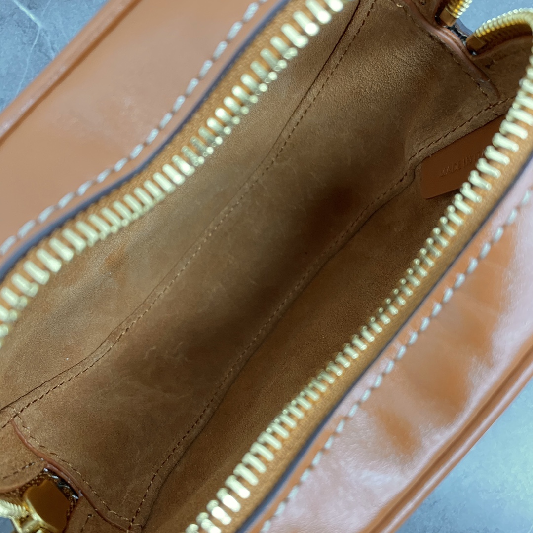 Celine Medium Heart Bag Brown For Women 6in/14.5cm 198223DUA.04LU - Soul Replicas