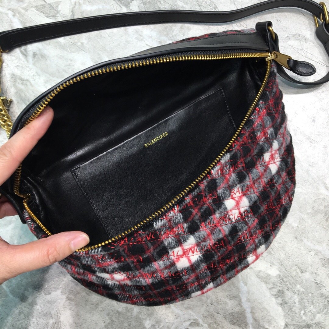 Balenciaga Souvenir XXS Belt Bag In Checkered Red. For Women. Women-s Bags 11.8in/30cm - Soul Replicas
