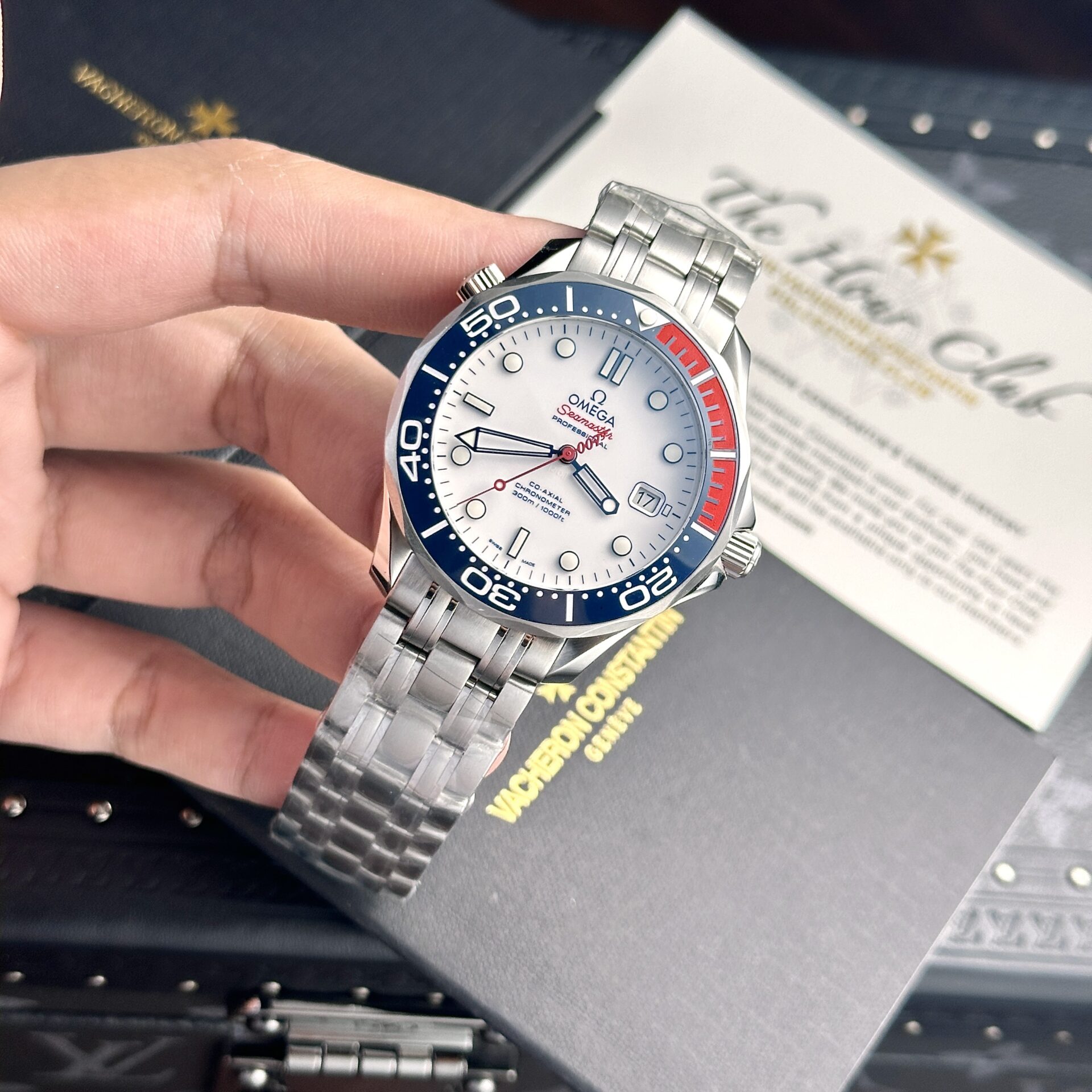 Omega Seamaster Profesional 007 Replica Watch VS Factory 41mm - Soul Replicas