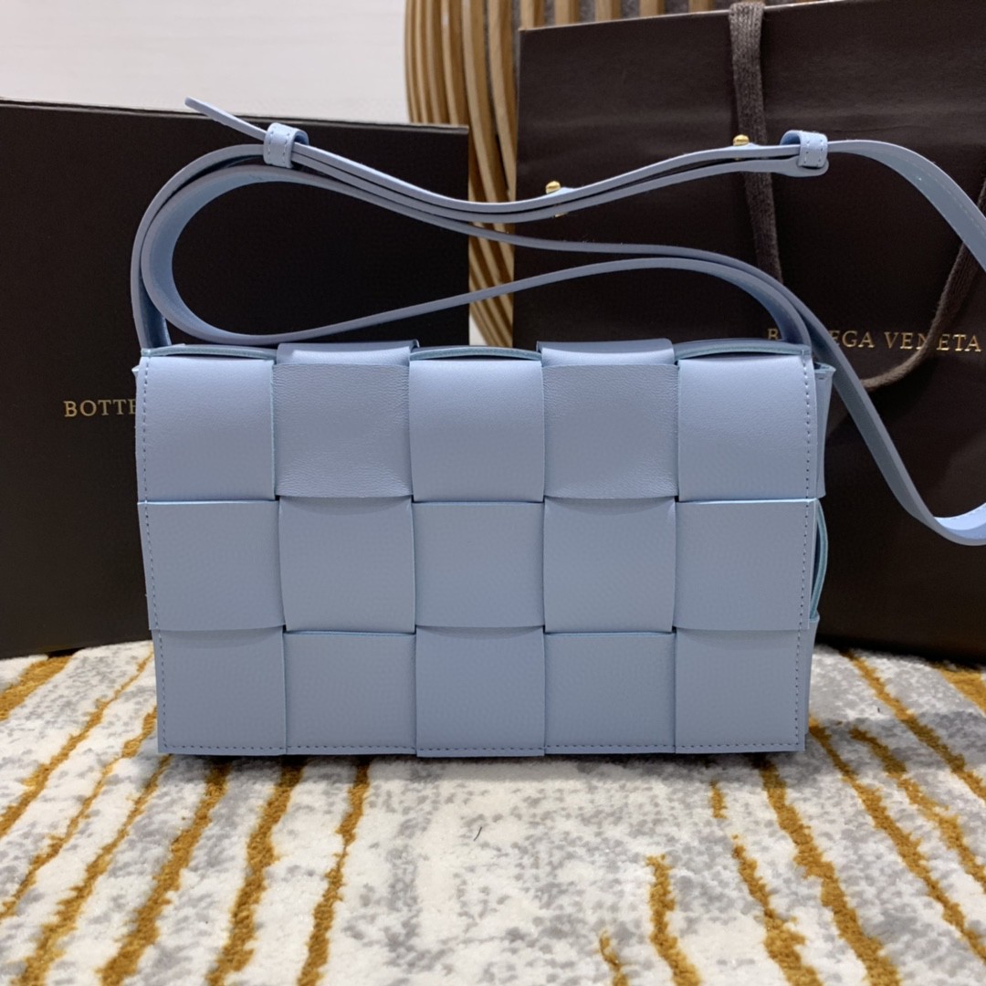 Bottega Veneta Cassette Bag For Women 9.1in/23cm In Blue 666870V17H13915 - Soul Replicas