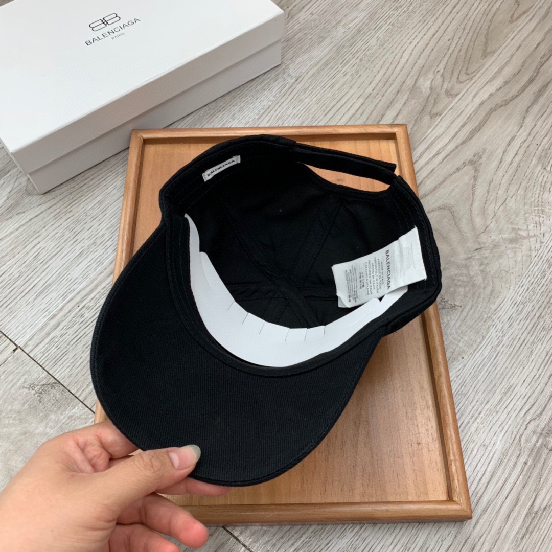 Balenciaga Logo Visor Cap In Black - Soul Replicas