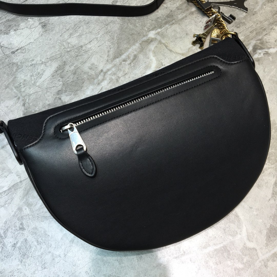 Balenciaga Souvenir XS Belt Bag In Black. For Women. Women-s Bags 9.5in/24cm - Soul Replicas