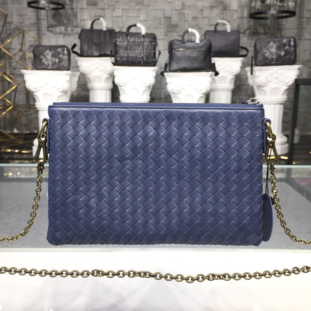 Bottega Veneta Chain Shoulder Bag Blue. For Women. Women's Bags 9.6in/24.5cm - Soul Replicas