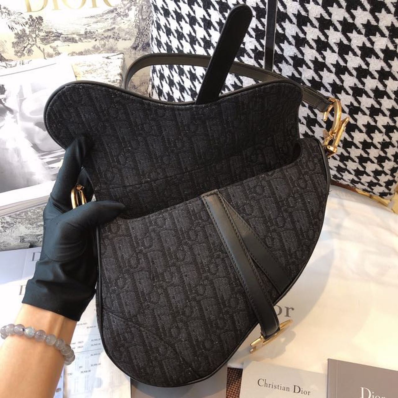 Christian Dior Saddle Bag Black Oblique Embroidered Canvas Gold Toned Hardware For Women 25cm/10in CD - Soul Replicas