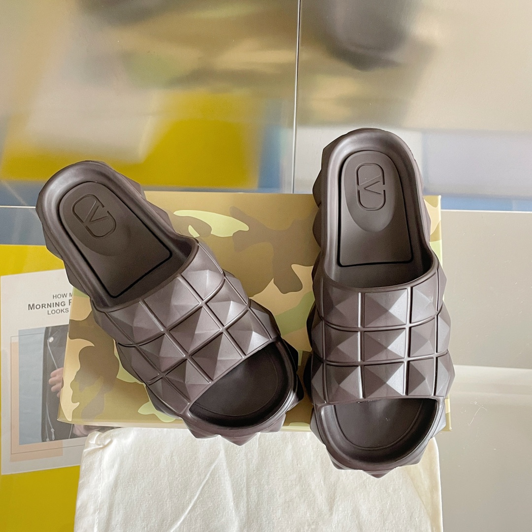Valentino Garavani Roman Stud Turtle Rubber Slide Brown For Women - Soul Replicas