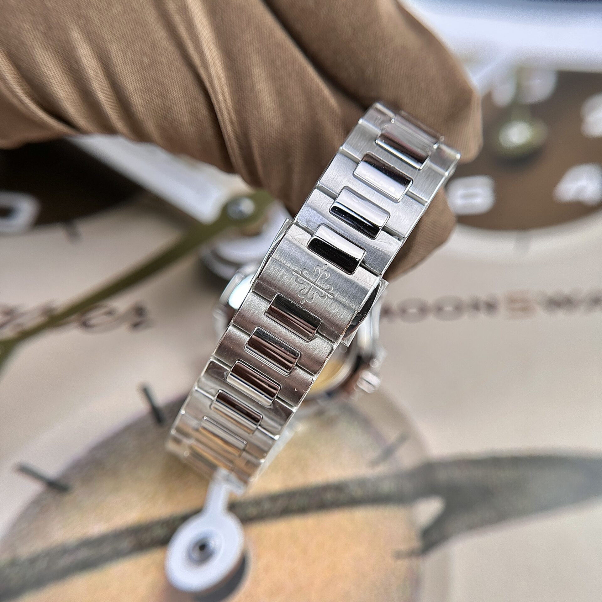 Patek Philippe Nautilus 7118 Replica Watch Grey Dial 3K Factory 35.2mm - Soul Replicas