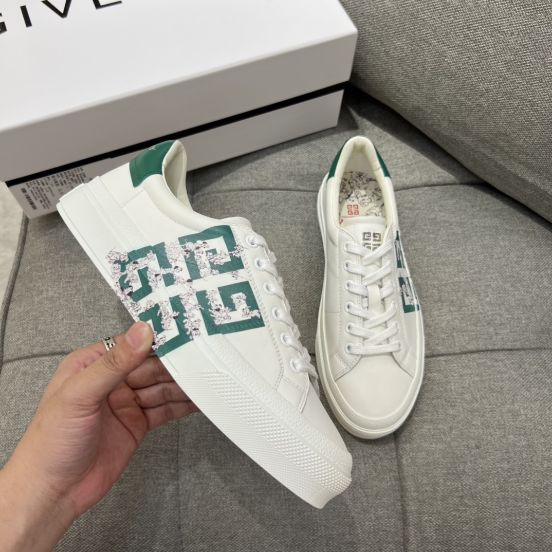 Givenchy City Sport 101 Dalmatians Sneakers Green For Men GVC - Soul Replicas
