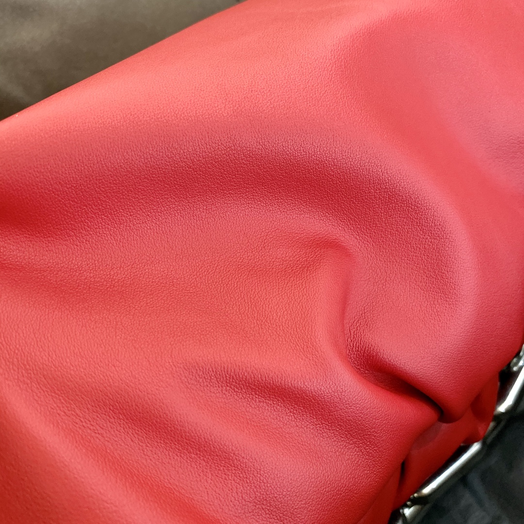 Bottega Veneta Chain Pouch Red. For Women. Women's Bags 12.2in/31cm - Soul Replicas