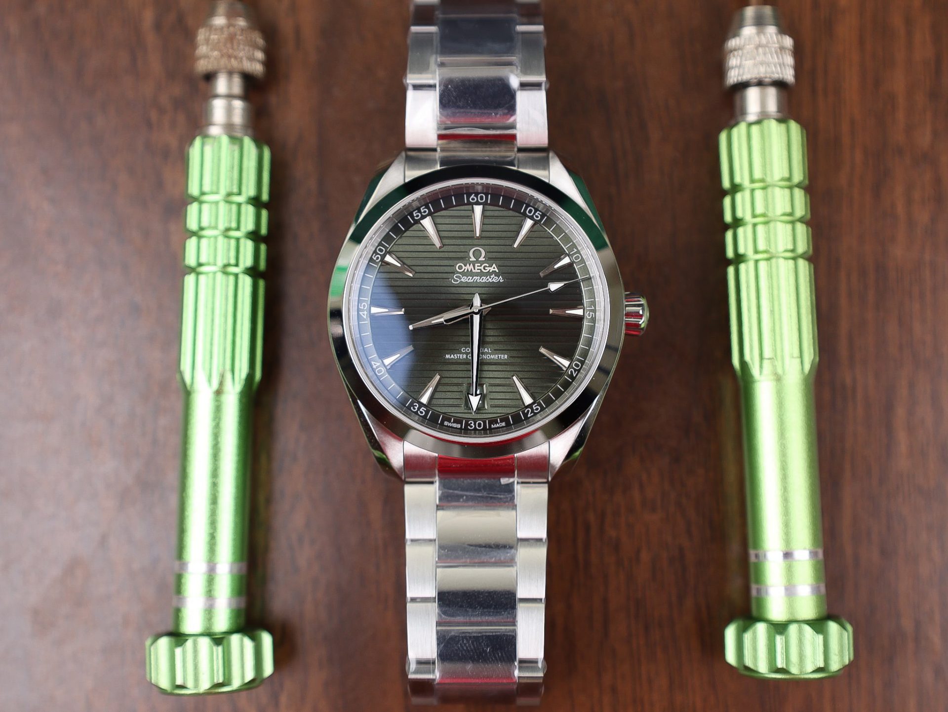 Omega Replica Watch Seamaster Aqua Terra Green Dial Metal Wire 41mm - Soul Replicas