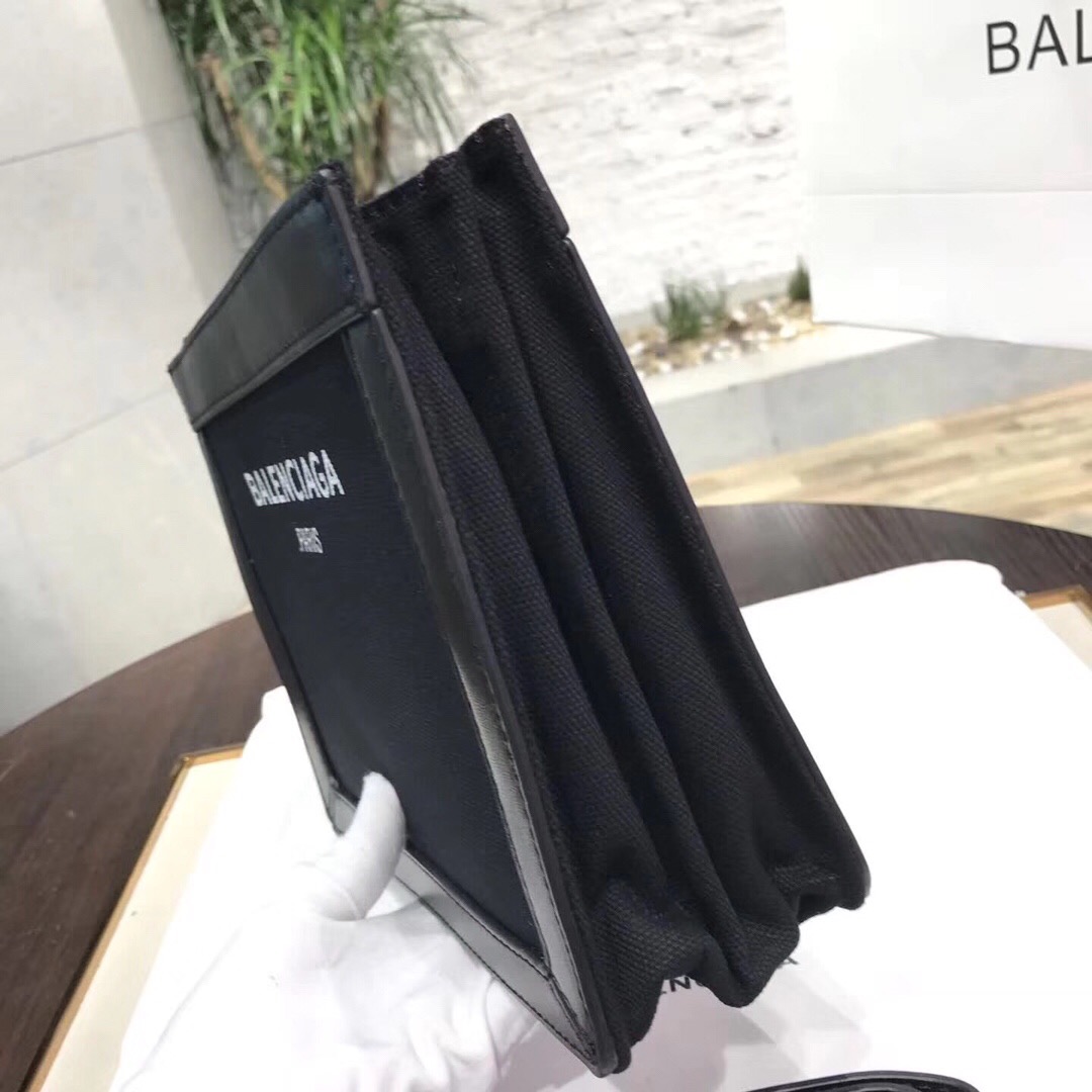 Balenciaga Satin Crossbody Shoulder Bag In Black. For Women. Women-s Bags 10.2in/26cm - Soul Replicas