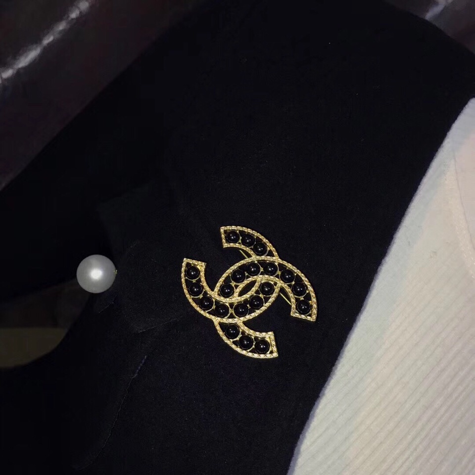 Chanel Brooch - Soul Replicas