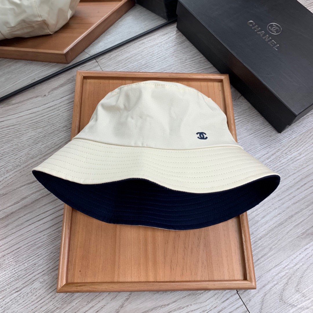 Chanel Cloche Hat White Chanel Hat - Soul Replicas