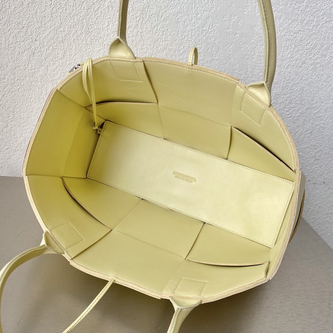 Bottega Veneta Arco Tote Bag For Women 16.14in/41cm In Yellow Ice Cream 609175VCQC27450 - Soul Replicas