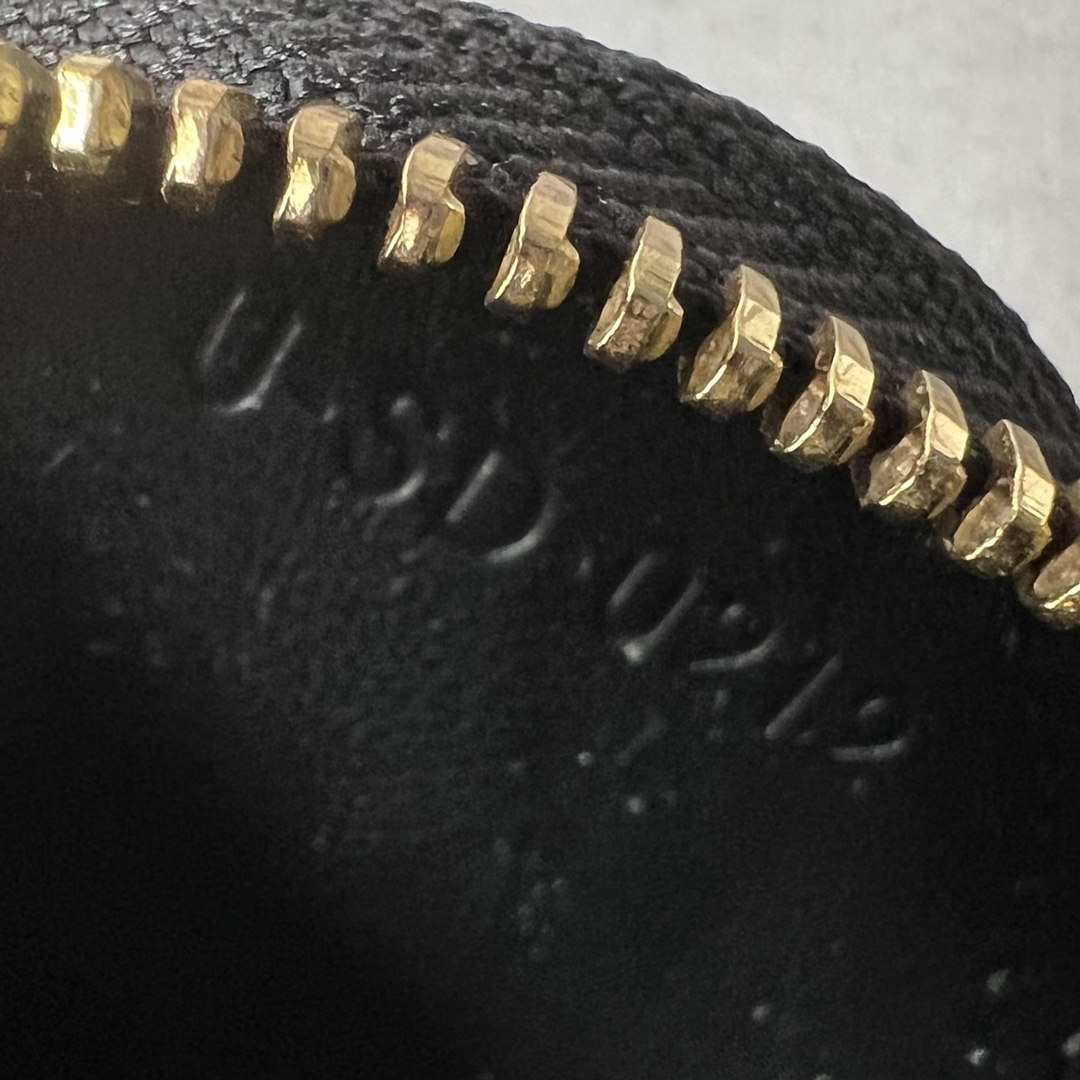 Celine Pulse Cuir Triopee With Hooks - Soft Black For Women 3in/8cm 10I863DPQ.38NO - Soul Replicas