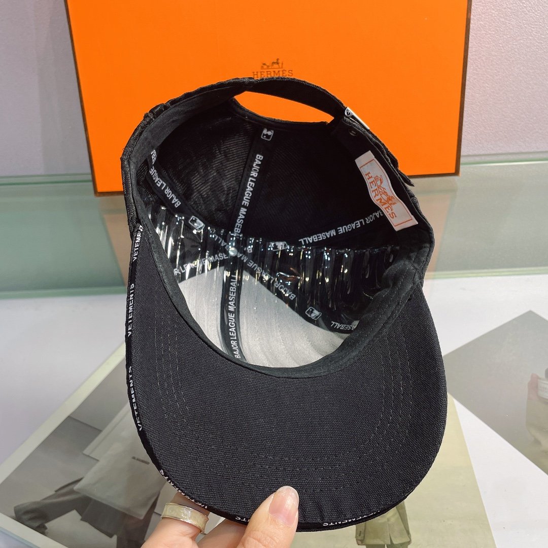 Hermes Davis H Primavera Cap Black Hermes Cap - Soul Replicas