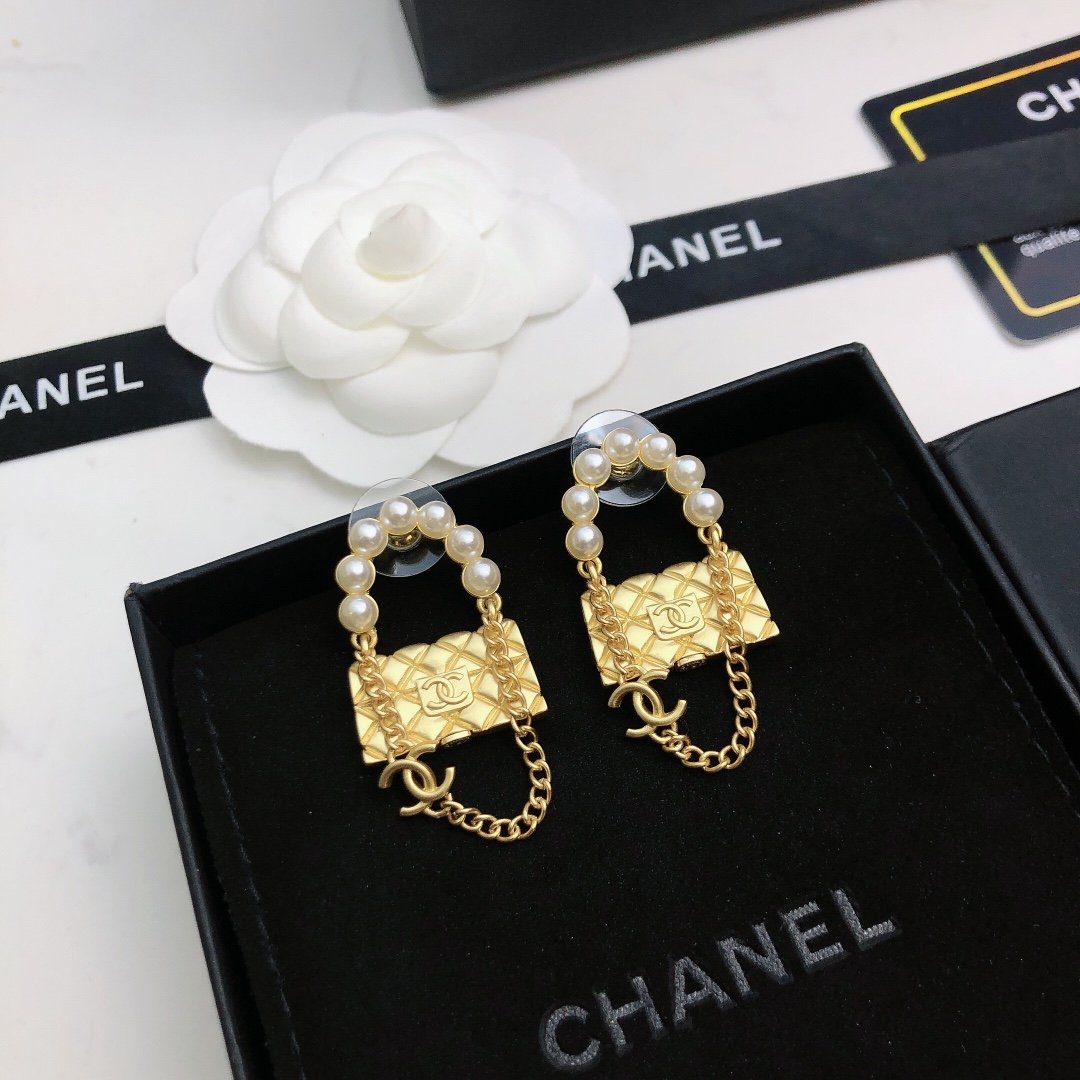 Chanel Earrings - Soul Replicas