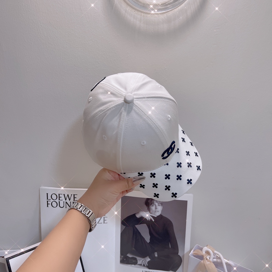 Chanel Cap White - Soul Replicas