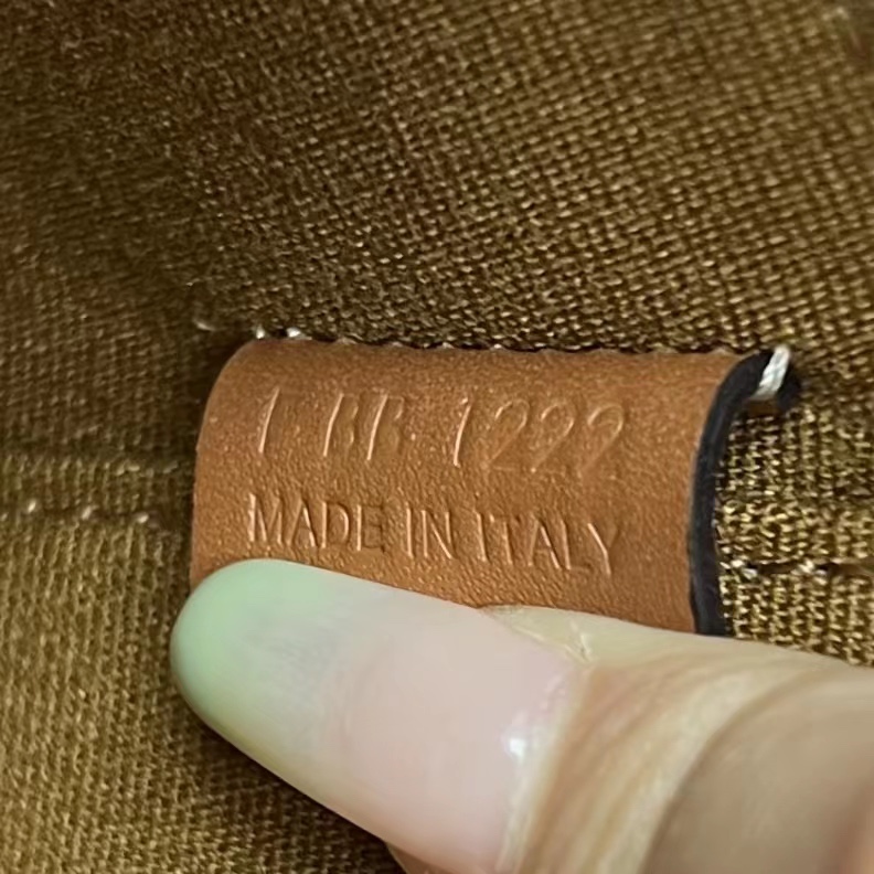 Celine Mini Vanity Case In Triomphe Canvas Tan For Women 4in/9cm 10J762CZ1.04LU - Soul Replicas