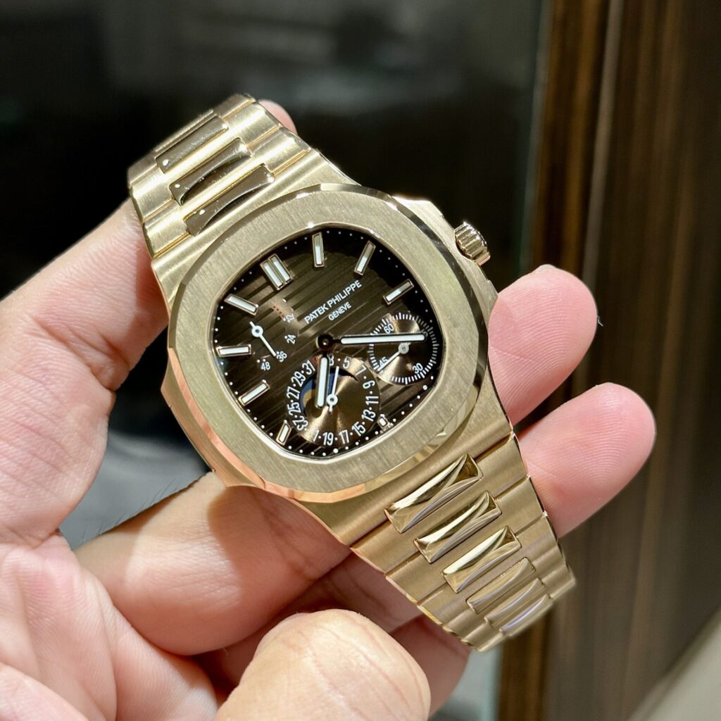 Patek Philippe Best Replica Watch Nautilus 5712R Brown Dial 18K Solid Gold 40mm - Soul Replicas
