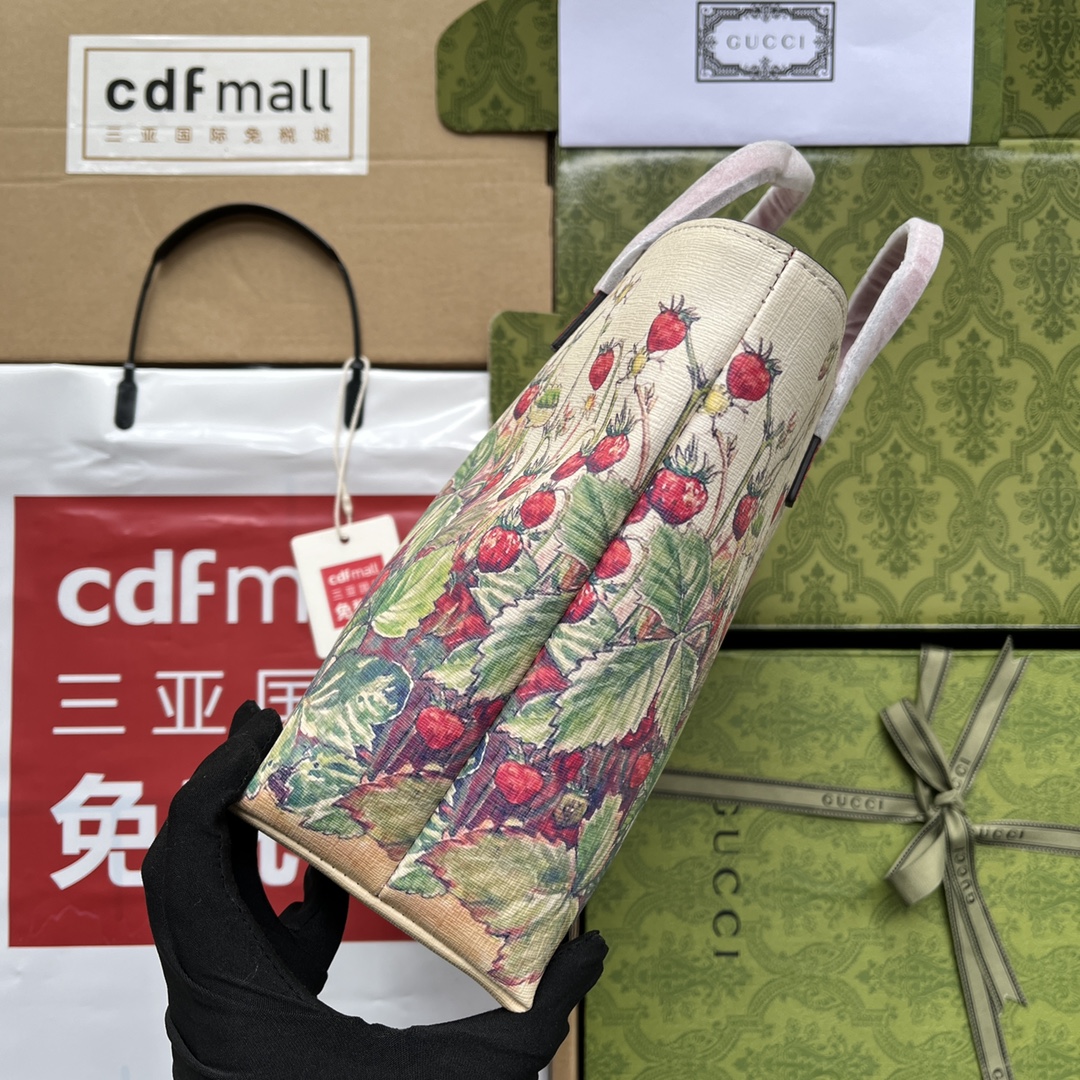 Gucci Children-s Tote Bag With Strawberry Fairy Print White For Women. Women-s Bags 7.9in/20cm Gucci‎ - Soul Replicas