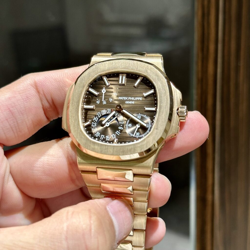 Patek Philippe Best Replica Watch Nautilus 5712R Brown Dial 18K Solid Gold 40mm - Soul Replicas
