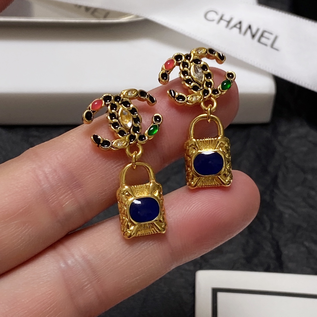 Chanel Earrings - Soul Replicas