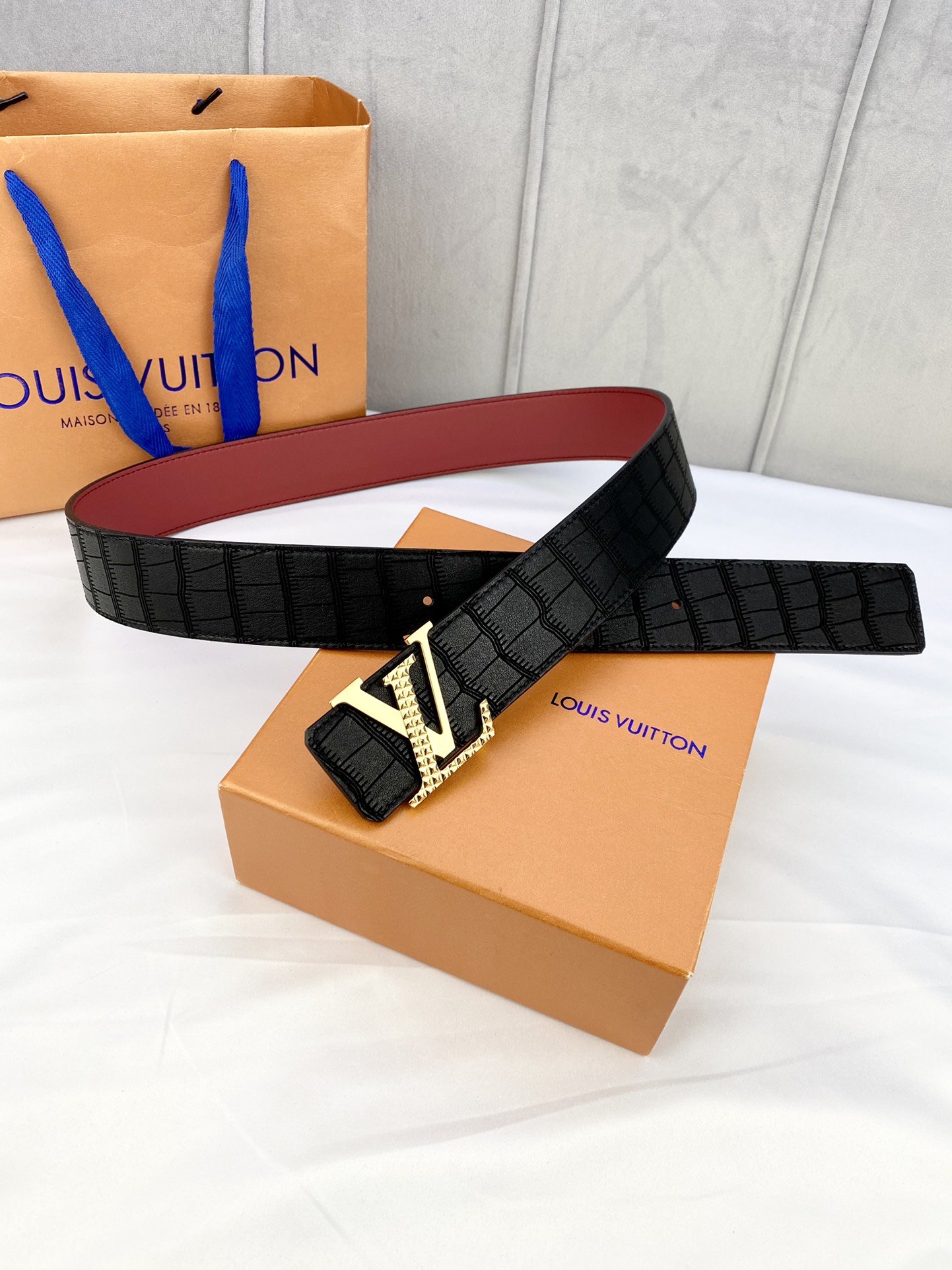 Louis Vuitton Iconic Reversible LV Belt Black LV Women Belt - Soul Replicas