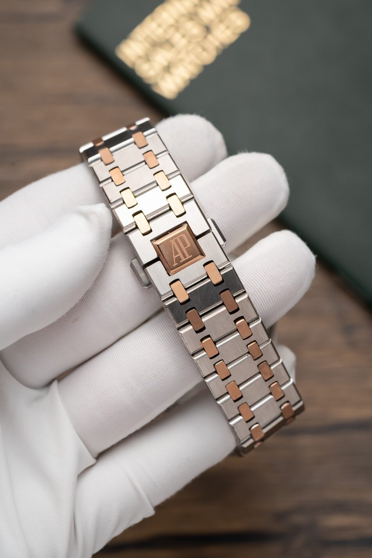 Audemars Piguet Royal Oak 15400 Demi Rose Replica Watch ZF Factory 41mm - Soul Replicas