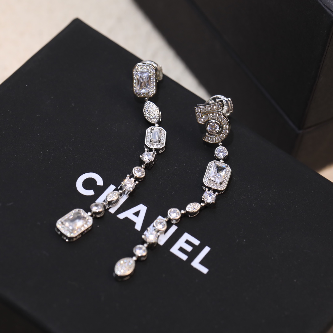 Chanel Earrings - Soul Replicas