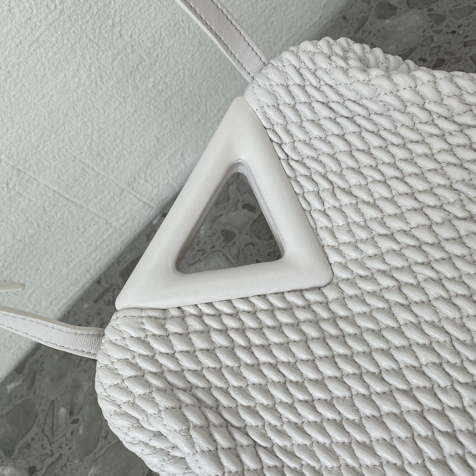 Bottega Veneta Point Chalk. For Women. Women's Bags 9.4in/24cm 661986V0TB19137 - Soul Replicas