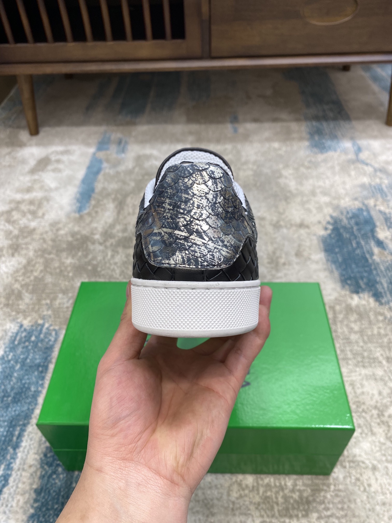 Bottega Veneta Men's With Fin Sneakers Black Silver For Men - Soul Replicas