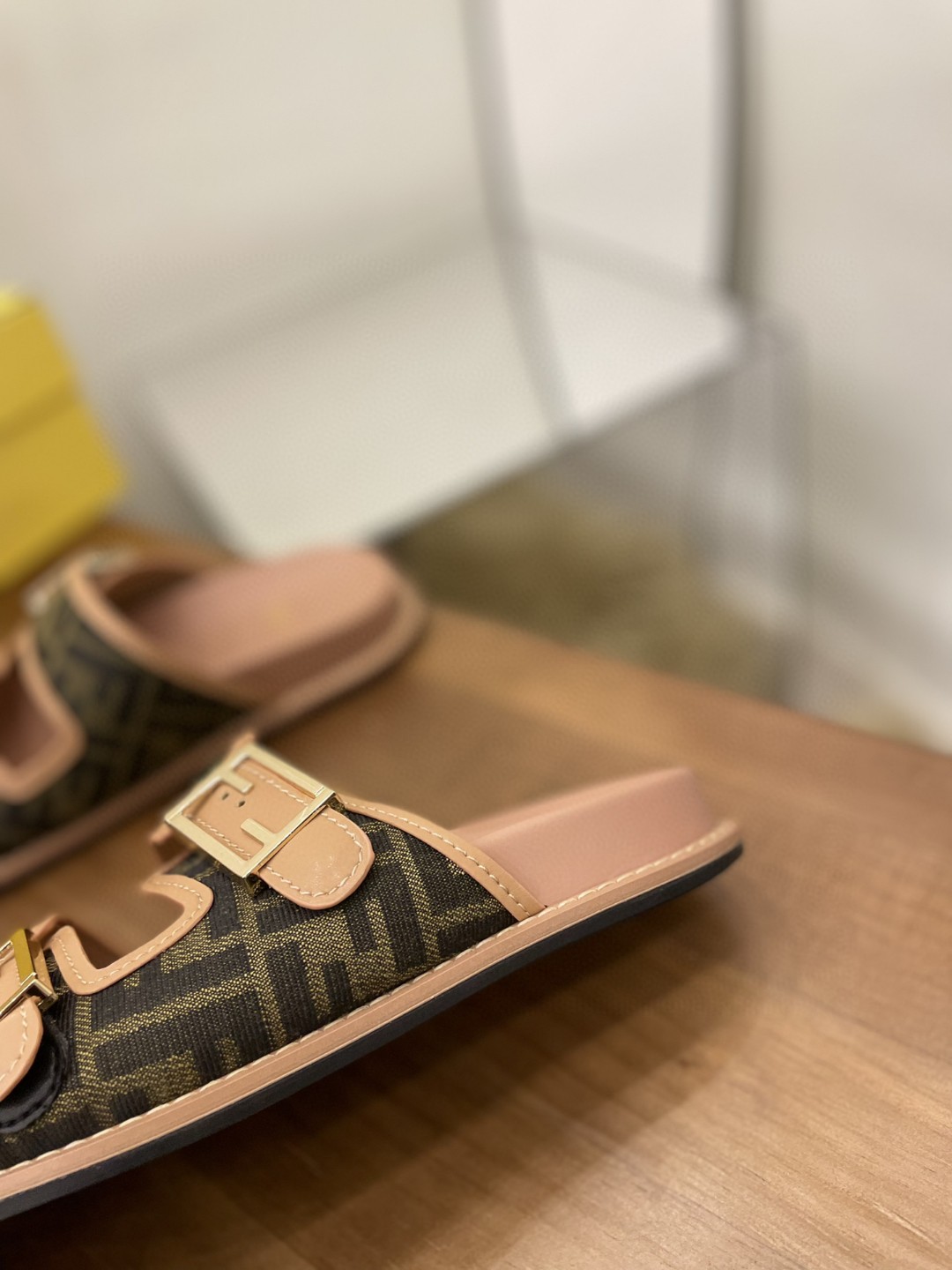 Fendi Feel Slides Dark Pink For Women - Soul Replicas