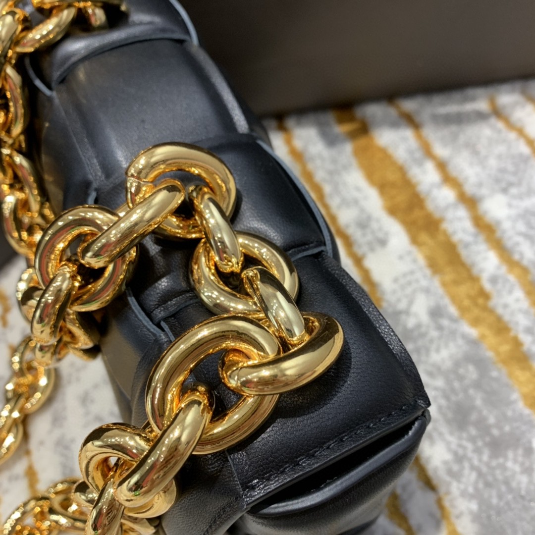 Bottega Veneta Chain Cassette Bag For Women 10.2in/26cm In Black 631421VBWZ08425 - Soul Replicas