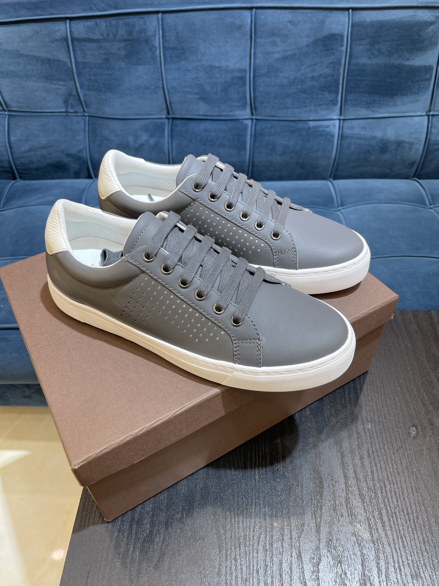 Bottega Veneta Men's Sneakers Grey For Men - Soul Replicas