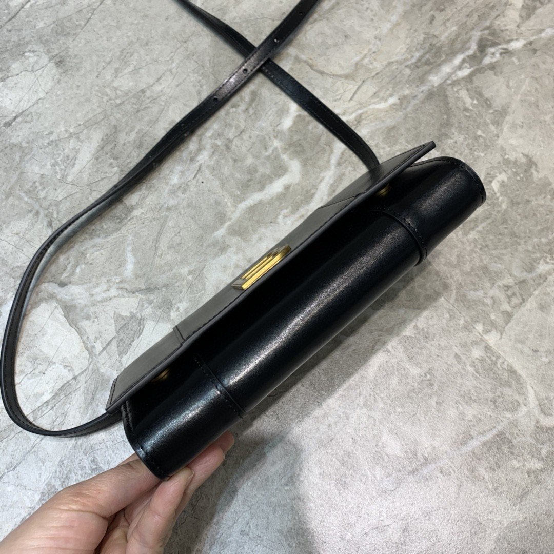 Balenciaga Hourglass Wallet Bag In Black. For Women. Women-s Bags 8in/20cm - Soul Replicas