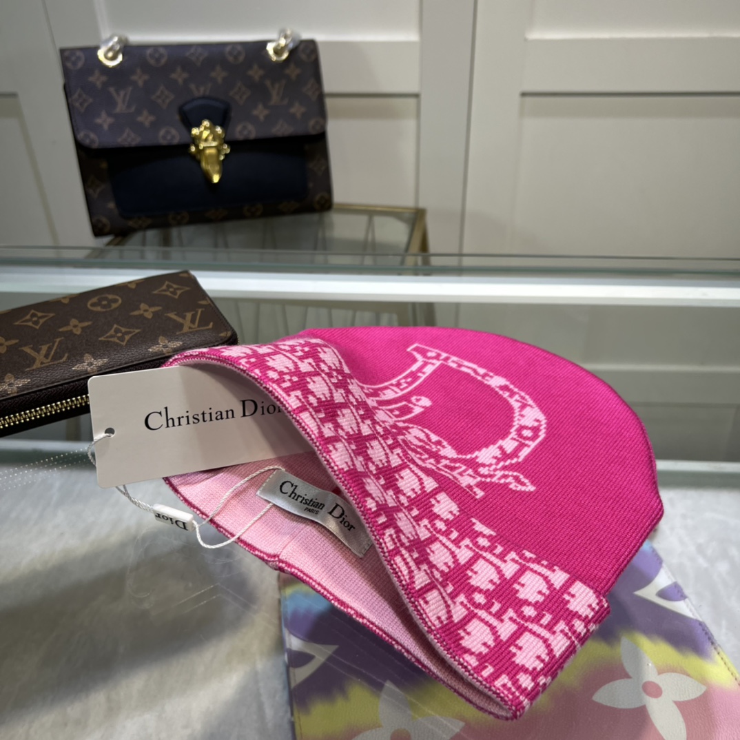 Dior Pompom Beanie In Pink - Soul Replicas