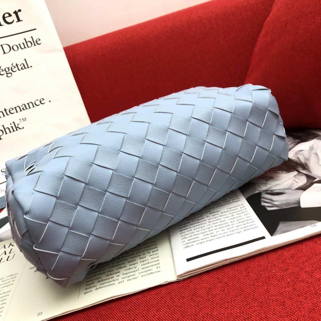 Bottega Veneta Crossbody Bag Blue. For Women. Women-s Bags 9.4in/24cm - Soul Replicas