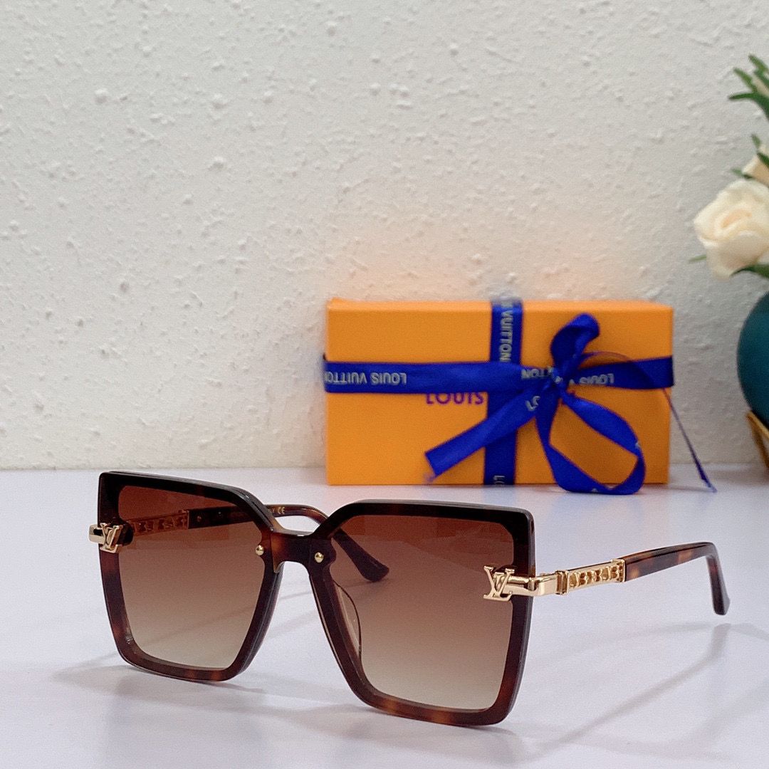 Louis Vuitton Moon Square Sunglasses - Soul Replicas
