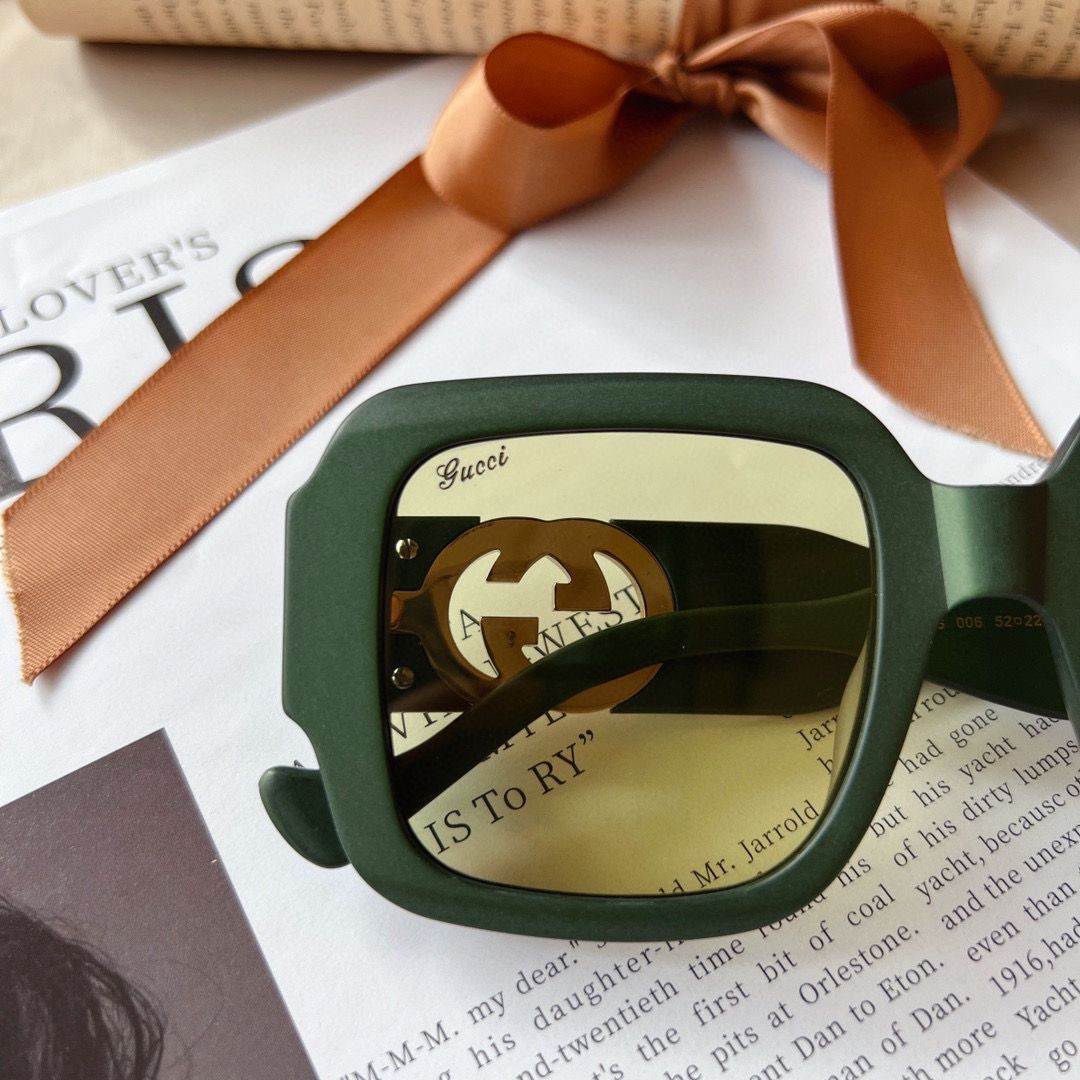 Gucci Rectangular Frame Sunglasses - Soul Replicas