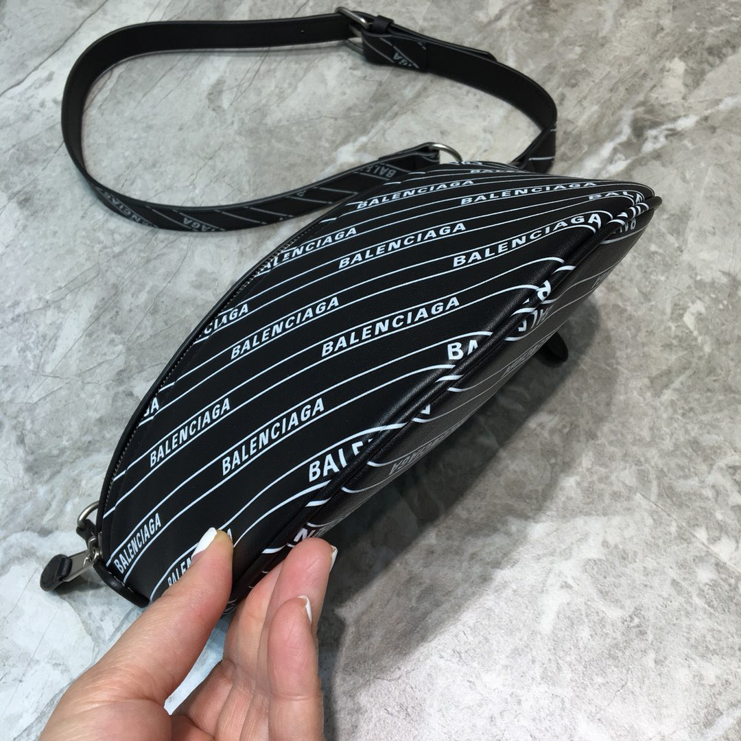 Balenciaga Souvenir XS Belt Bag In Black. For Women. Women-s Bags 9.5in/24cm - Soul Replicas