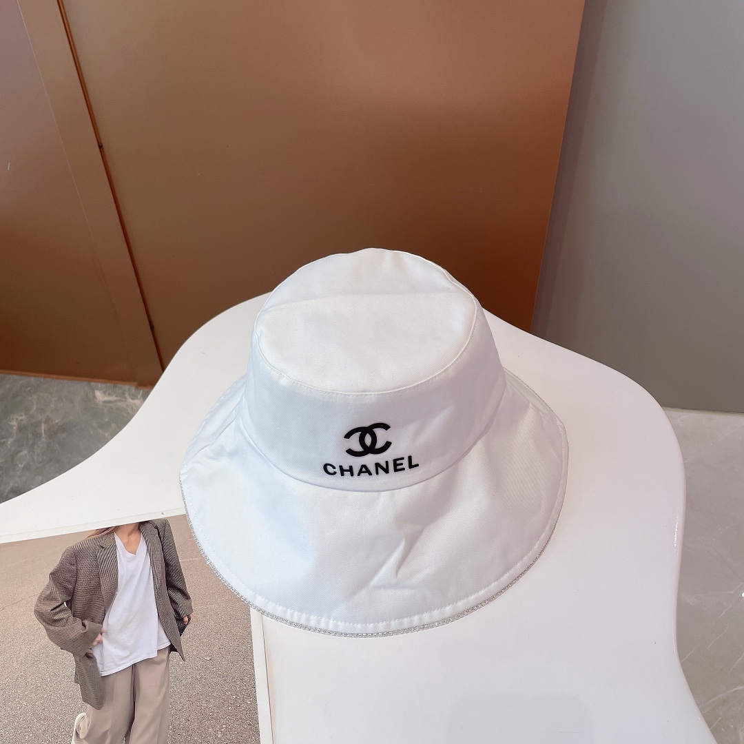 Chanel Cloche Hat White Chanel Hat - Soul Replicas