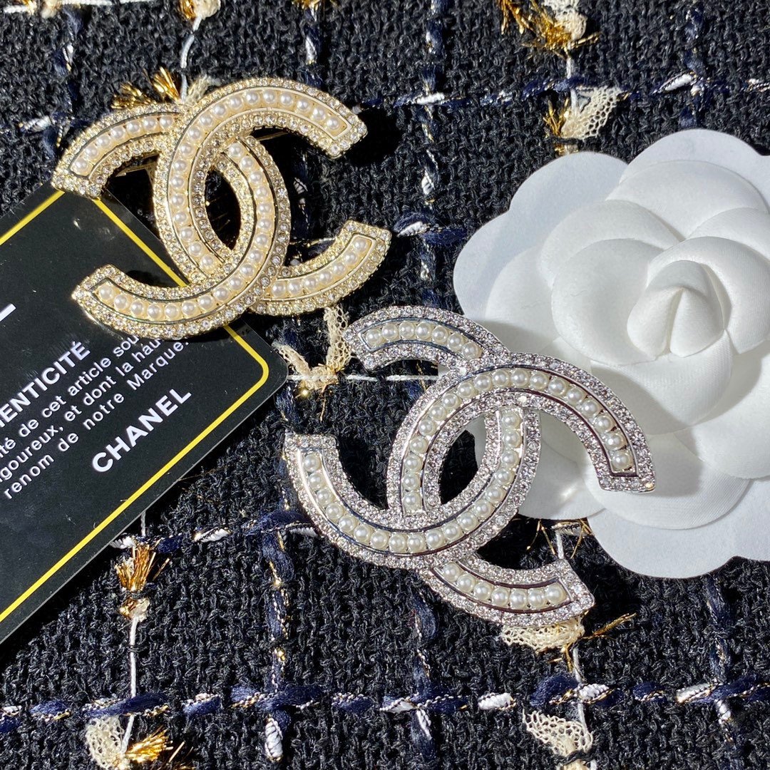 Chanel Brooch - Soul Replicas