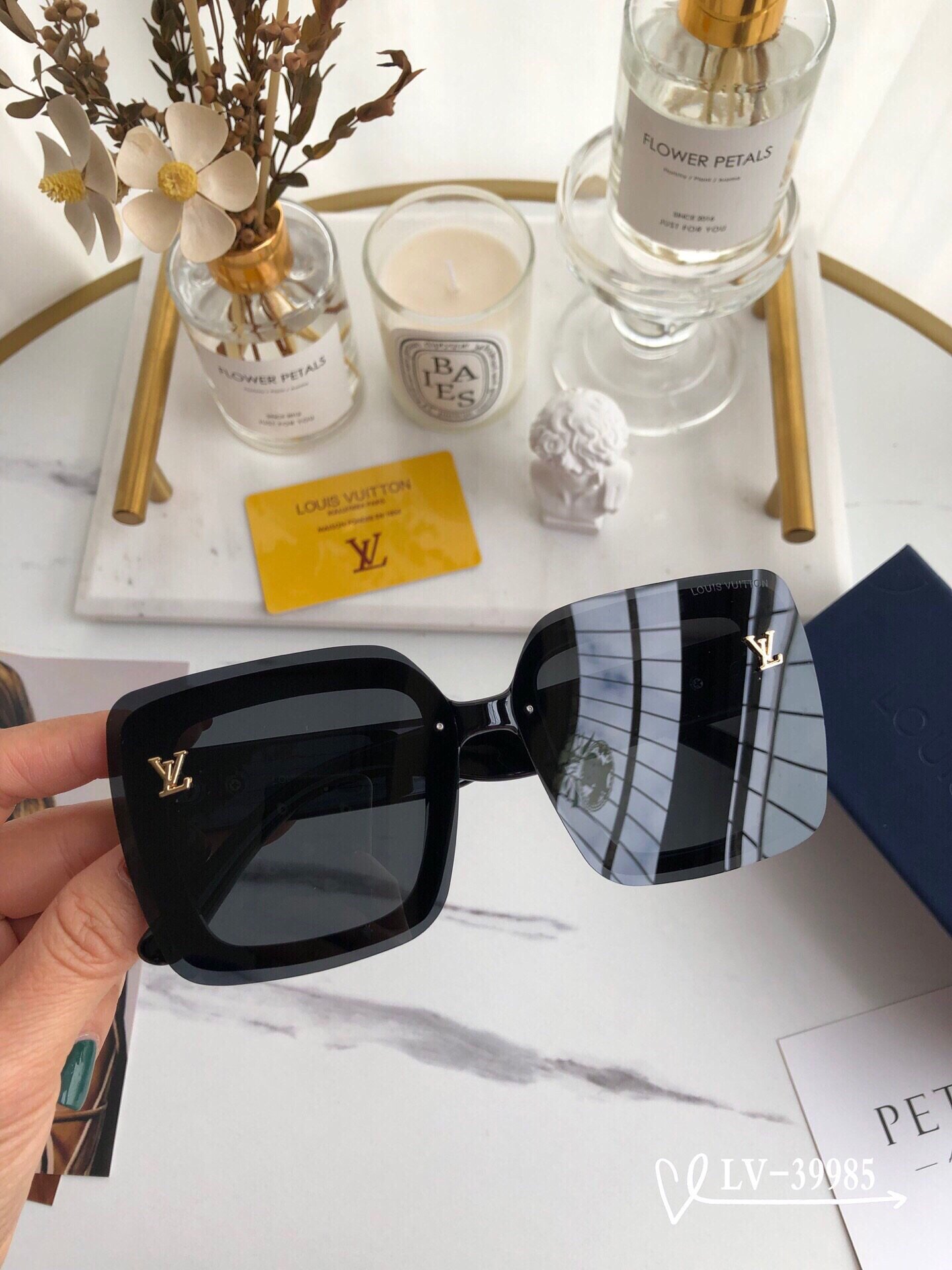 Louis Vuitton Square Sunglasses - Soul Replicas
