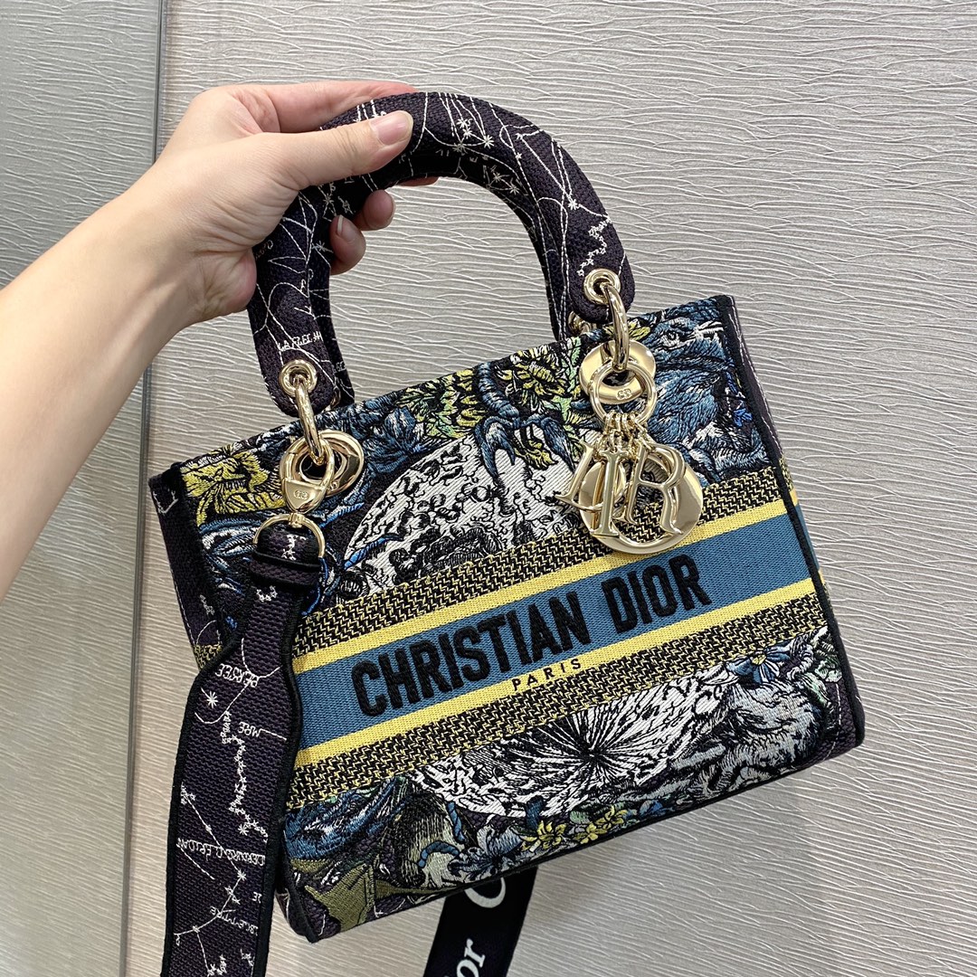Christian Dior Medium Lady D-Lite Bag Dior Constellation Embroidery. Blue. For Women Women's Handbags. Crossbody Bags. 24cm CD M0565ORHP_M928 - Soul Replicas