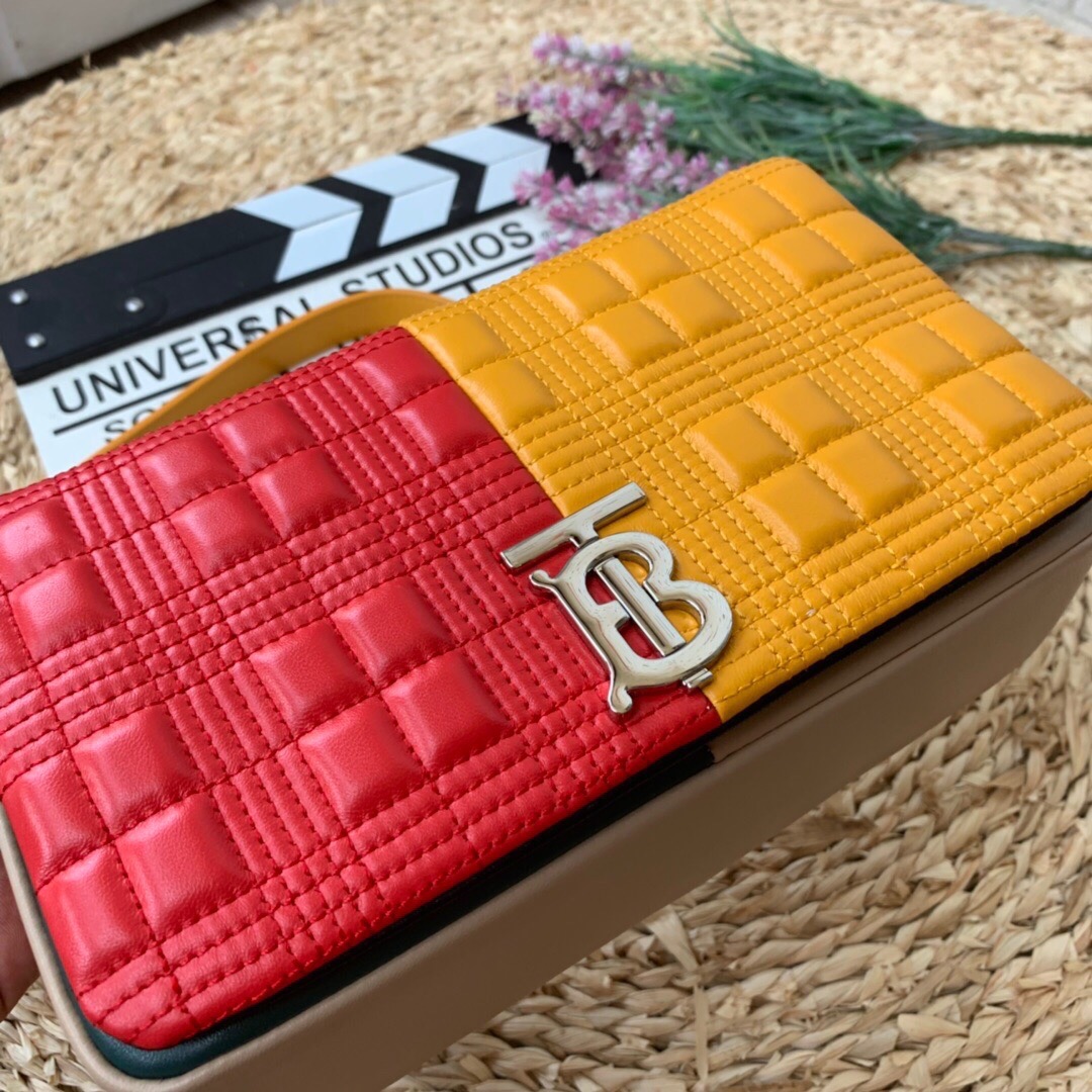 Burberry Horseferry Print Quilted Small Lola Bag Monogram Red And Orange For Women. Women-s Bags 9in/23cm - Soul Replicas