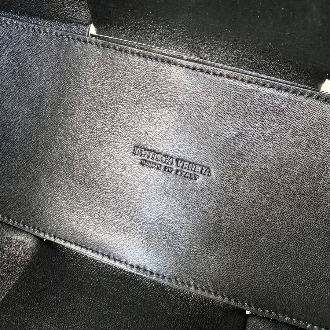 Bottega Veneta Arco Tote Bag For Women 16.14in/41cm In Black 609175VMAY31283 - Soul Replicas