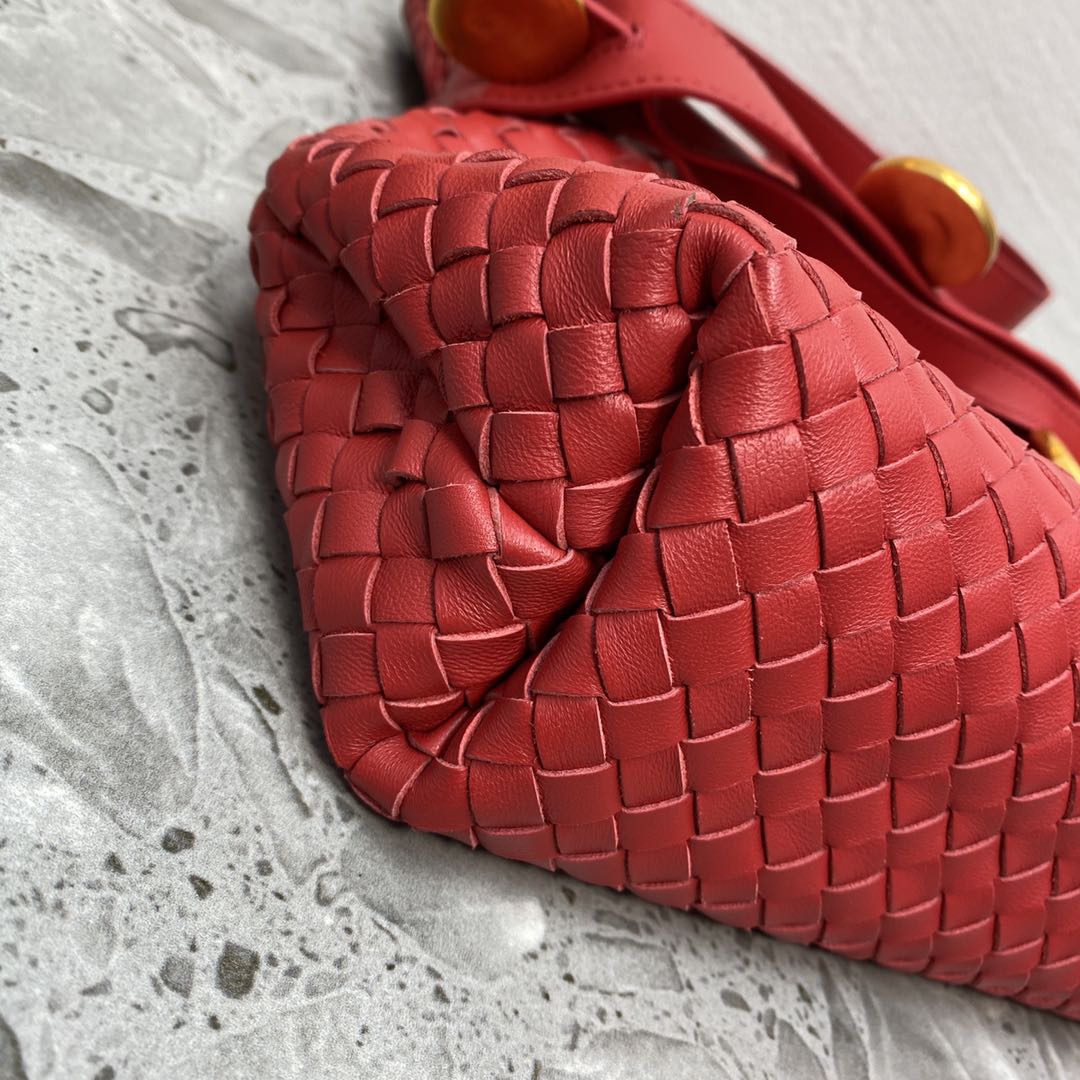 Bottega Veneta Intrecciato Shoulder Bag Red. For Women. Women's Bags 10.2in/26cm - Soul Replicas
