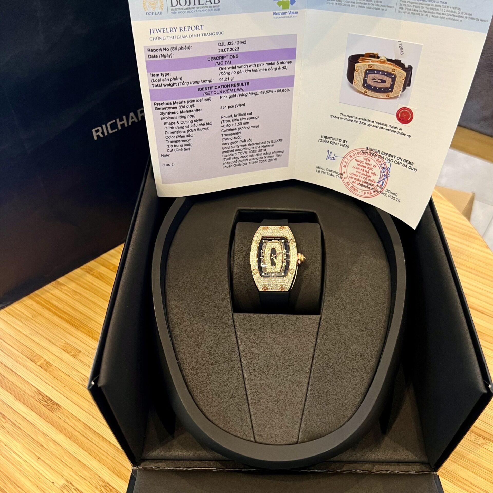 Richard Mille RM007 Gold Wrapped Replica Watch With Moissanite Diamonds 36mm - Soul Replicas