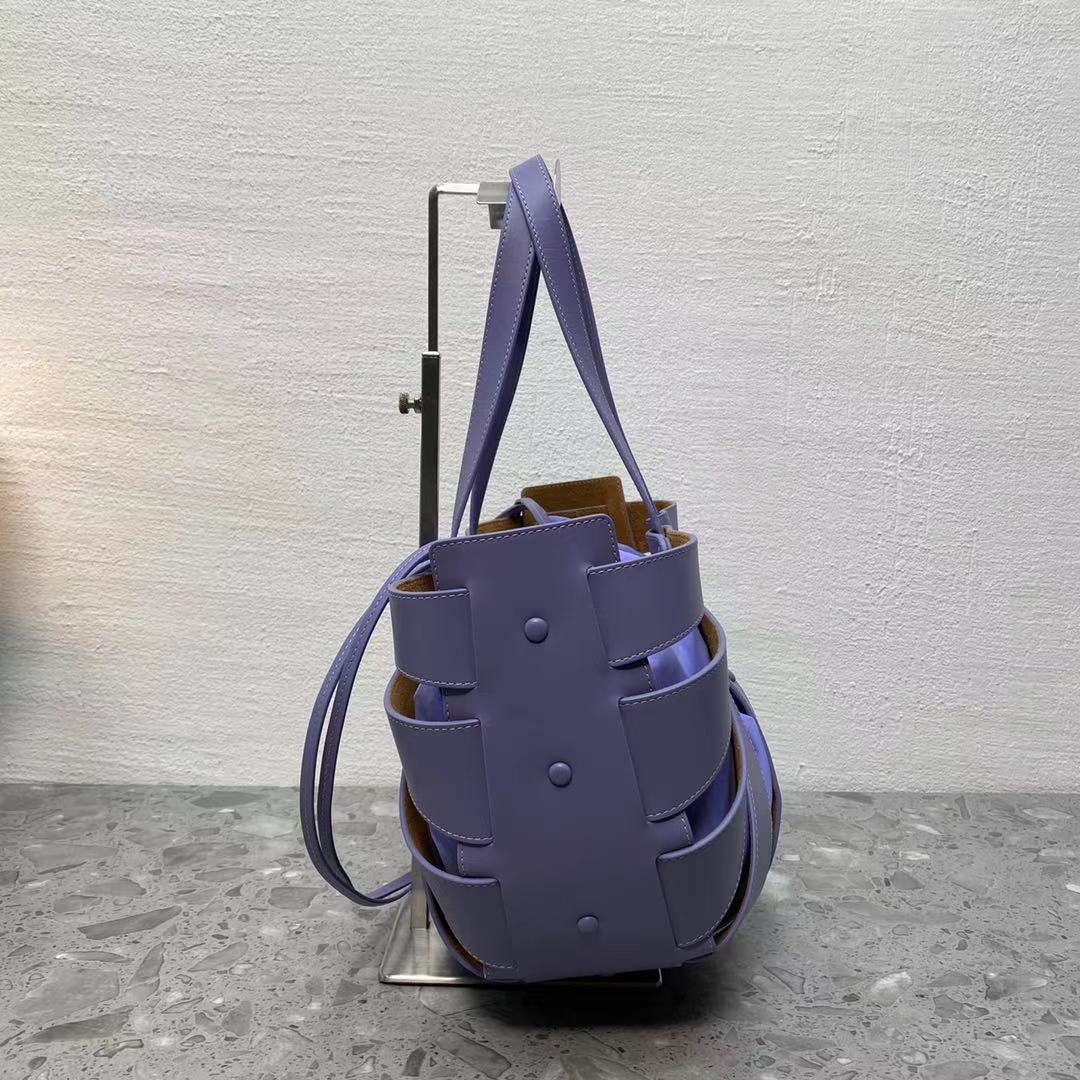Bottega Veneta Medium Shoulder Bag Violet. For Women. Women's Bags 8.6in/22cm - Soul Replicas